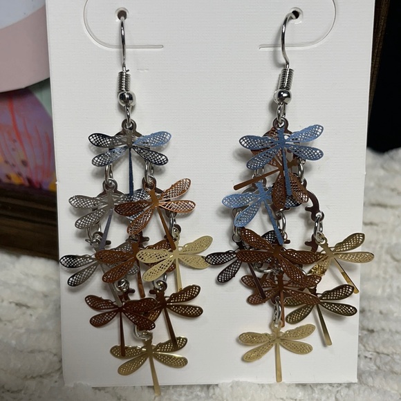 3/$15 Dragonfly Statement Earrings - Picture 6 of 11